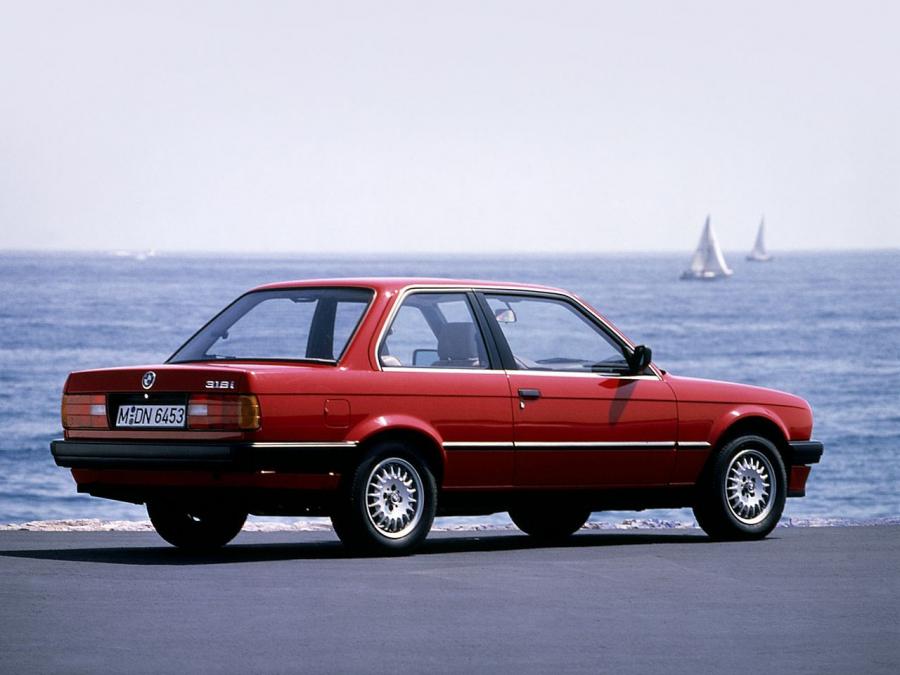  BMW 318i Coupe 1982 года  (фото 12 из 13)